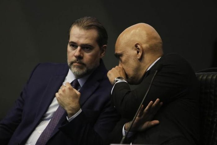 Dias Toffoli e o ministro do STF Alexandre de Moraes durante abertura do Seminário Políticas Judiciárias e Segurança Pública.