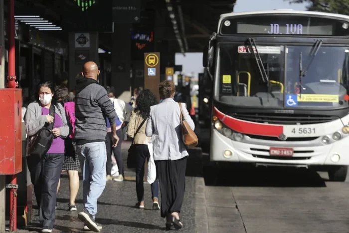 Greve ônibus SP; empresas entraram em acordo com sindicato - Metrópoles