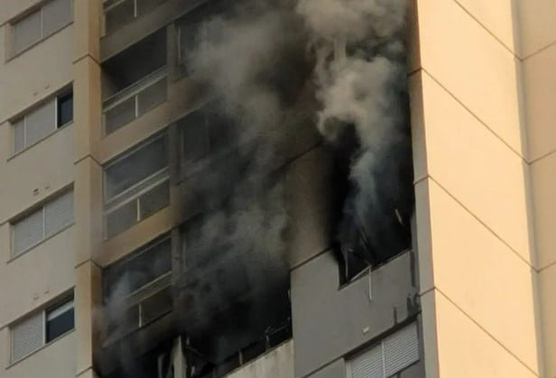 Fogo atinge apartamento em prédio de Goiânia, Goiás