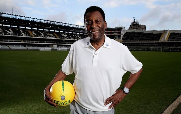 Imagem colorida de Pelé, que faleceu há um ano em decorrência de complicações de um câncer no cólon Dia do Rei Pelé - Metrópoles