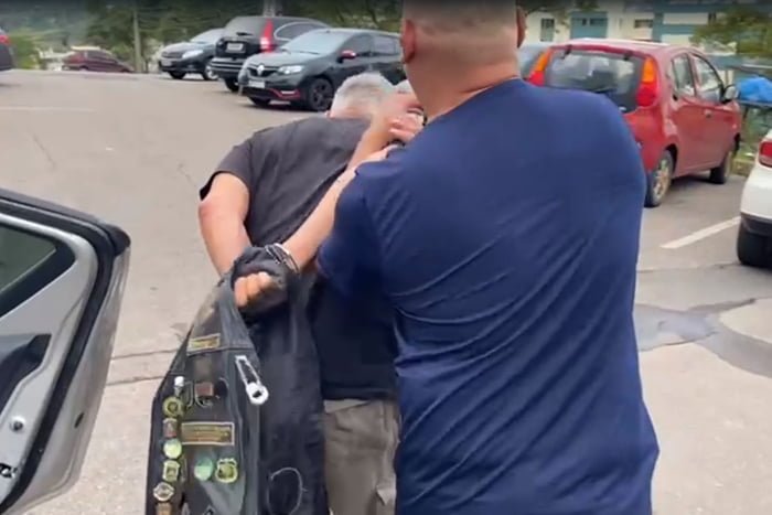 Stalking: PCDF prende idoso armado que perseguia ex-companheira