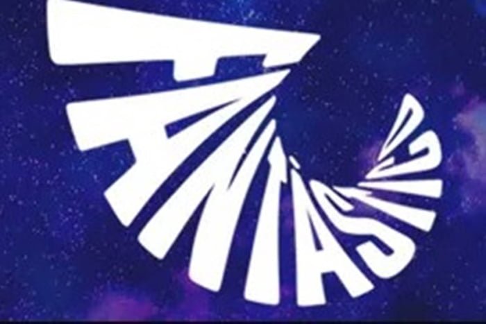 Foto colorida da logo do Fantástico - Metrópoles