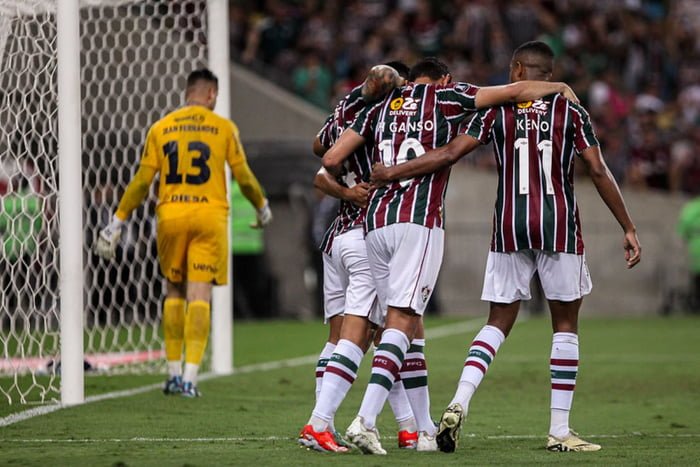 Fluminense vence Cerro